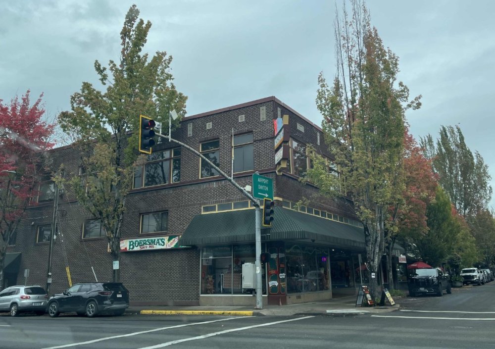 Boersmas wide view.jpg